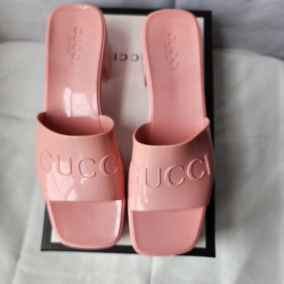 Gucci Women’s Rubber Slide Sandals (GG Embossed), Brand New, Pink, Size 40. - Picture 4 of 16